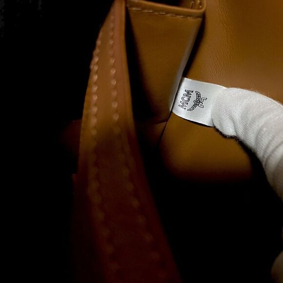 MCM Blk/Gry Monogram Stark Side Studs Backpack in Visetos |Size: 42.5cm| - Picture 14 of 16